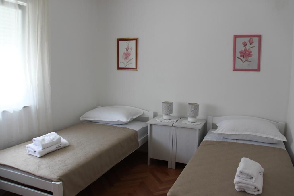 Mikulandra Apartment Шибеник Екстер'єр фото